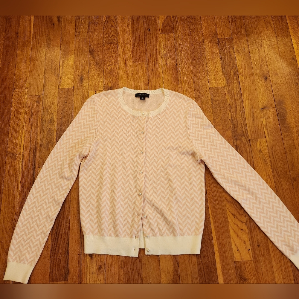 Ann Taylor Pink & White Chevron Cardigan Sweater Size Small Pearl Buttons